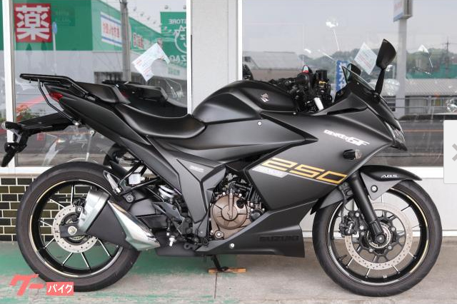中古車 GIXXER_sf250